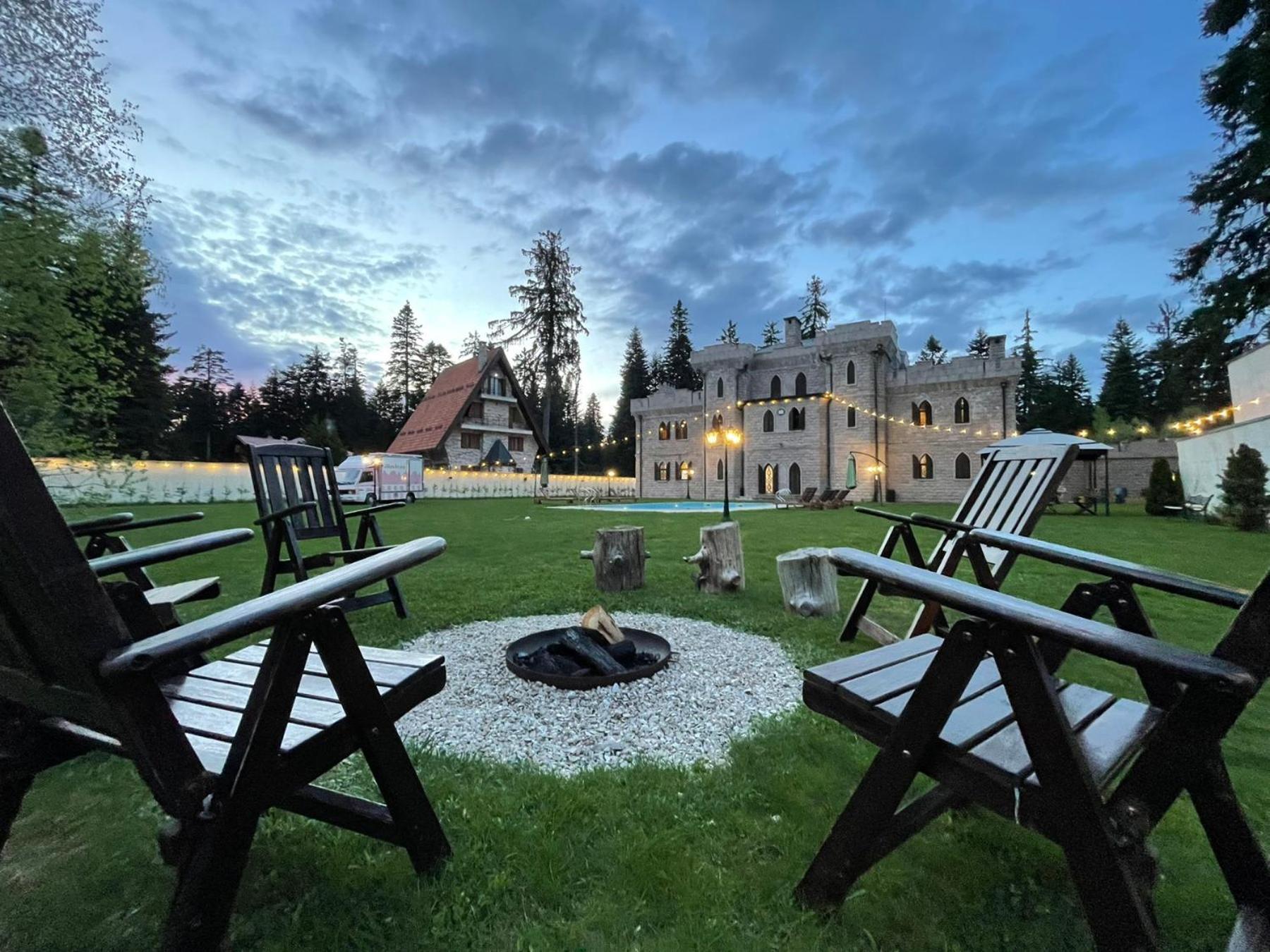 The Castle - Your Unique Way Of Retreat Boroveț Exterior foto